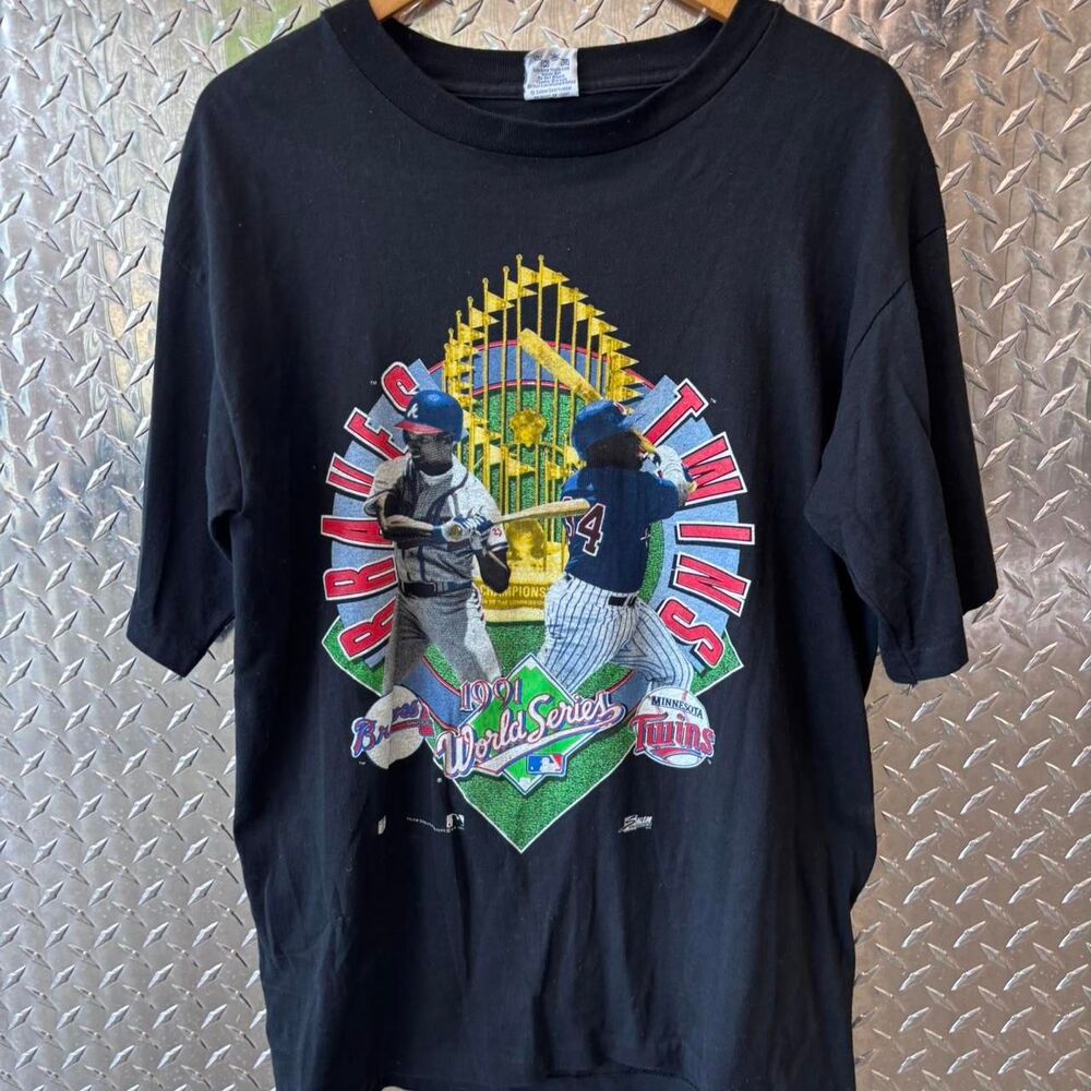 Vtg 1991 World Series Atlanta Braves vs Minnesota twins tee, size L, no flaws